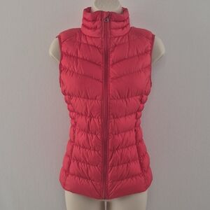 Blanc Noir Puffer Vest XS Excellent! 80% Down 20% Feathers Bright Reddish Pink